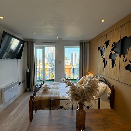 Apartamento Cozy Flat With Balcony Londres Exterior foto