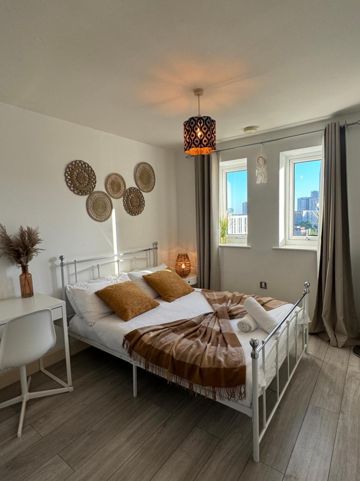 Apartamento Cozy Flat With Balcony Londres Exterior foto